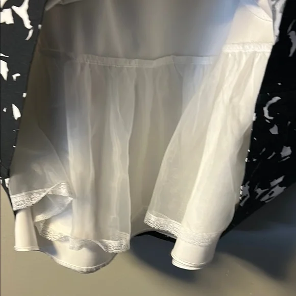 White House Black Market Women’s Cocktail Dress Size 4 Floral Belted Classic - Picture 6 of 7